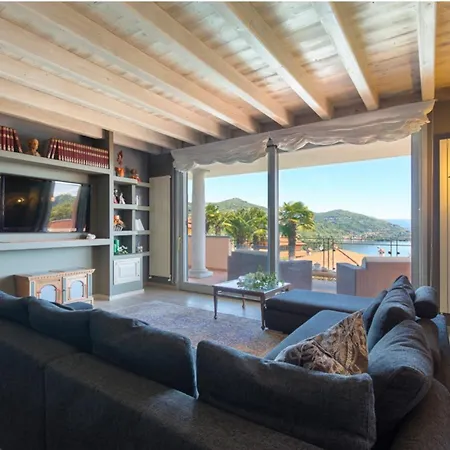 Vila Diamante Con Vista Maggiore E Piscina