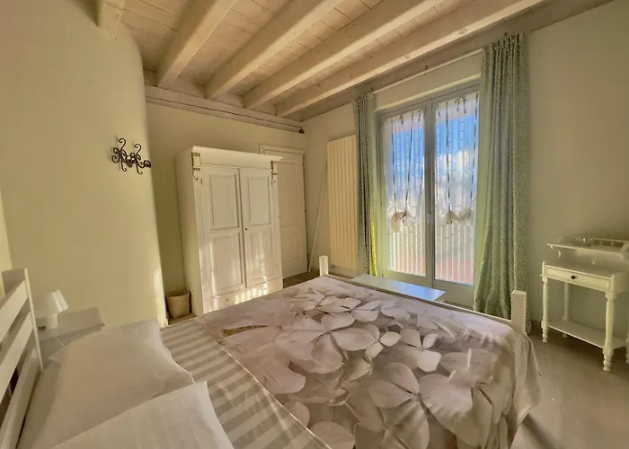 Villa Diamante Con Vista Maggiore E Piscina