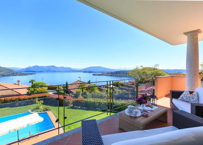 Diamante Con Vista Maggiore E Piscina Meina