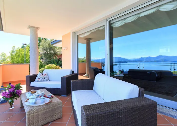 Diamante Con Vista Maggiore E Piscina Villa *